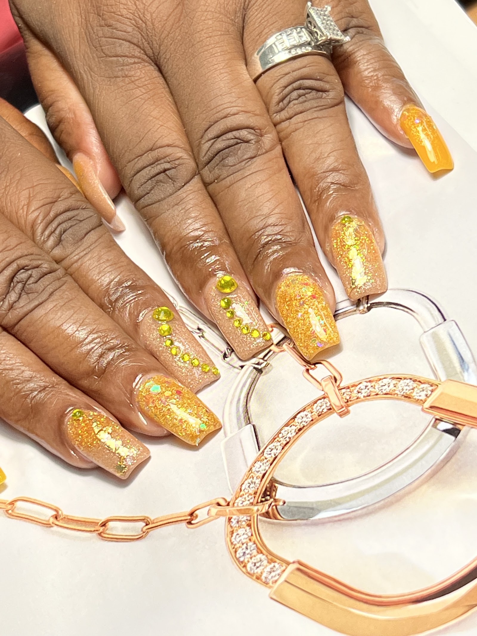 Beautiful Nails & Tanning nail photo 1