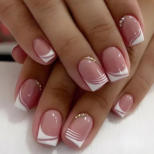 Beautiful Nails & Tanning nail photo 3